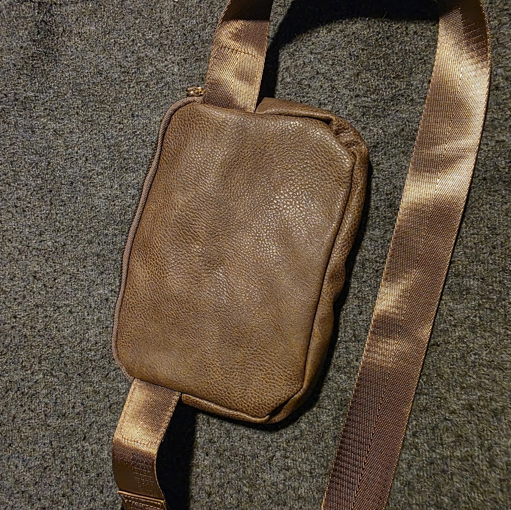 Brown Crossbody Belt Bag - Picture 4 of 8